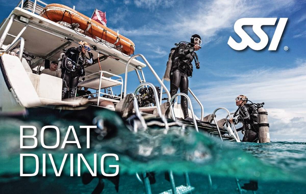 boat diving